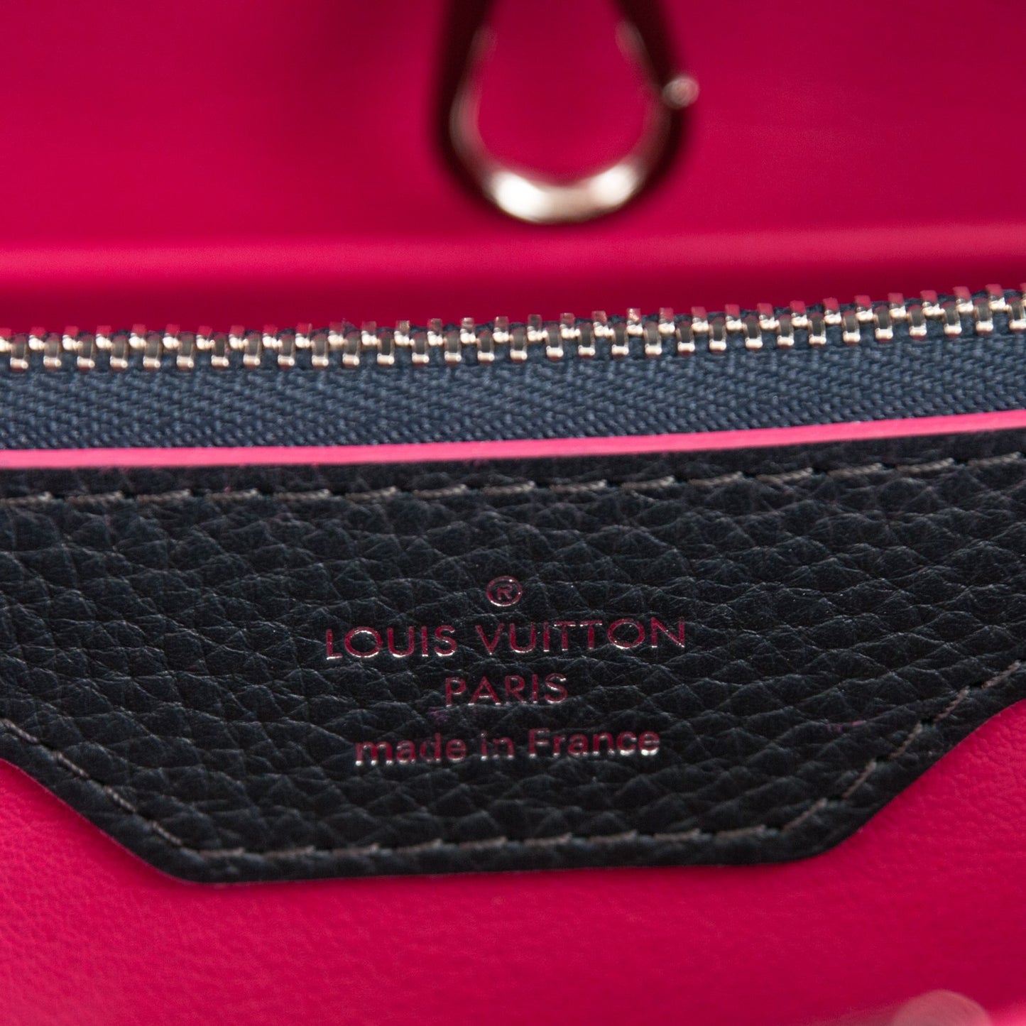 Taurillon Capucines MM Cobalt