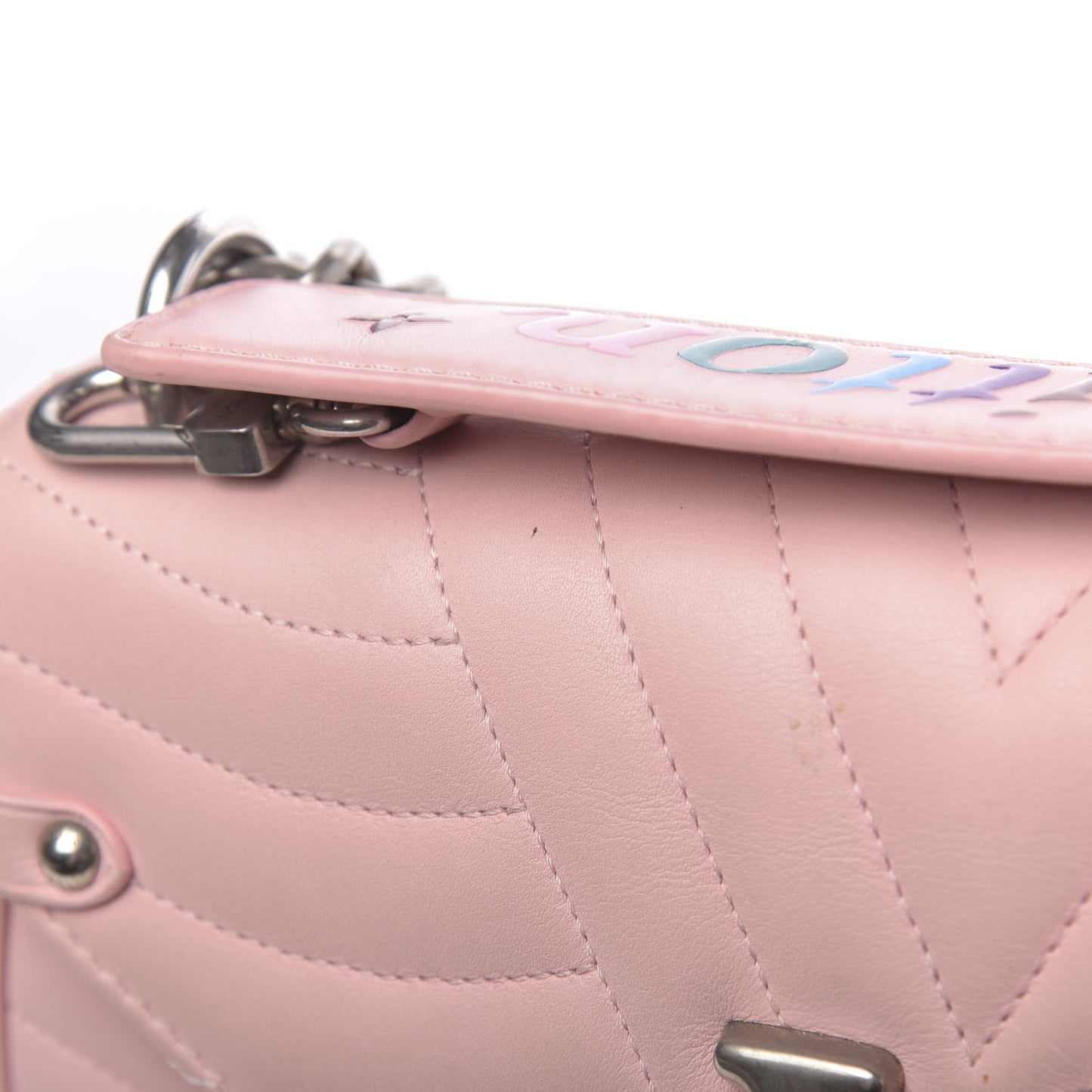 Calfskin New Wave Chain MM Smoothie Pink