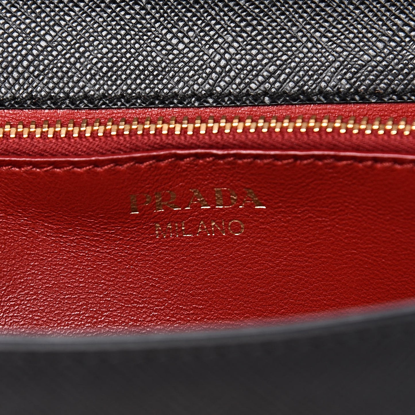 Saffiano Chain Wallet Black