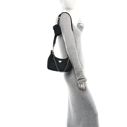 Prada Nylon Re-Edition 2005 Shoulder Bag Black 2 of 9