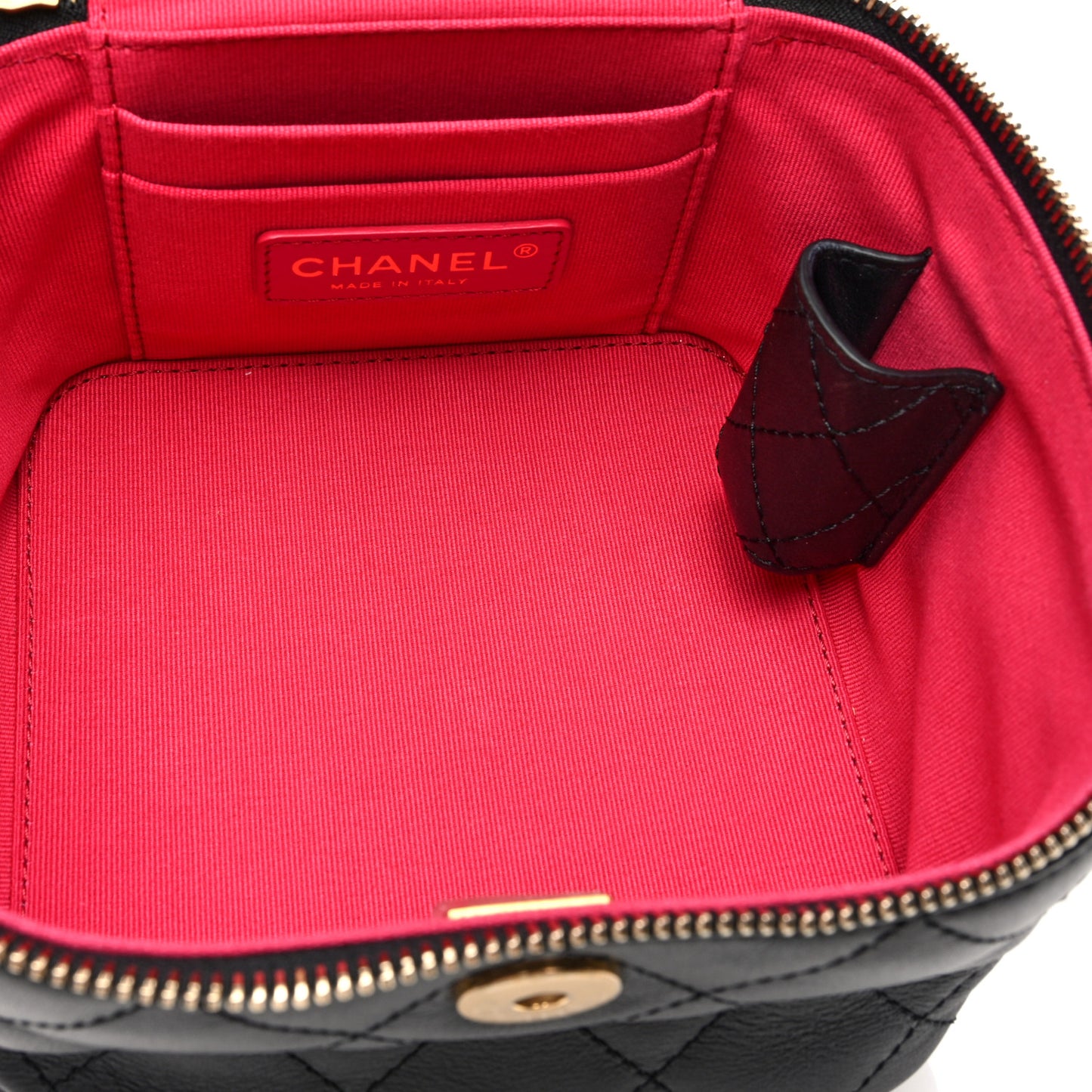 Calfskin Quilted Small Vanity Case With Chain Black