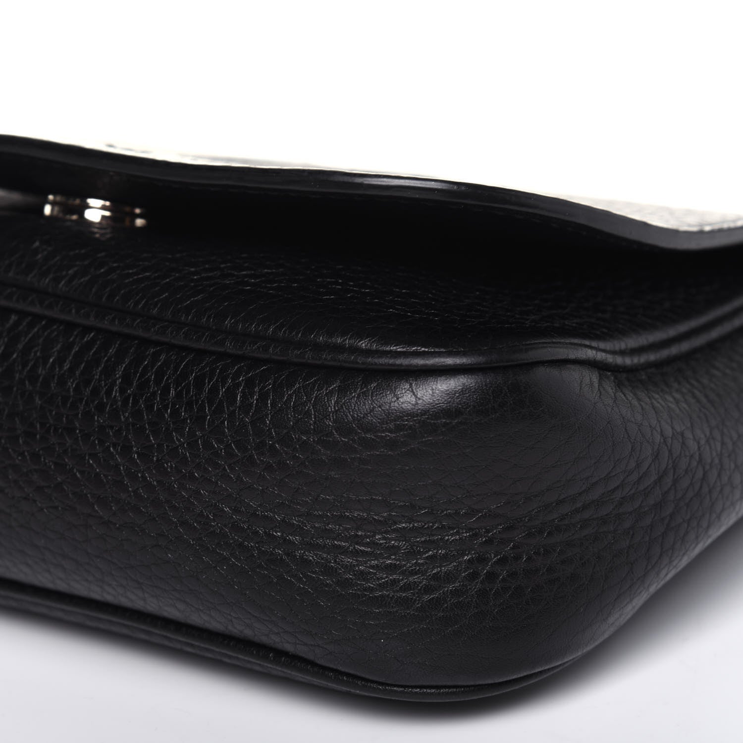 Gucci Pebbled Calfskin Small Soho Flap Crossbody Black 14 of 15