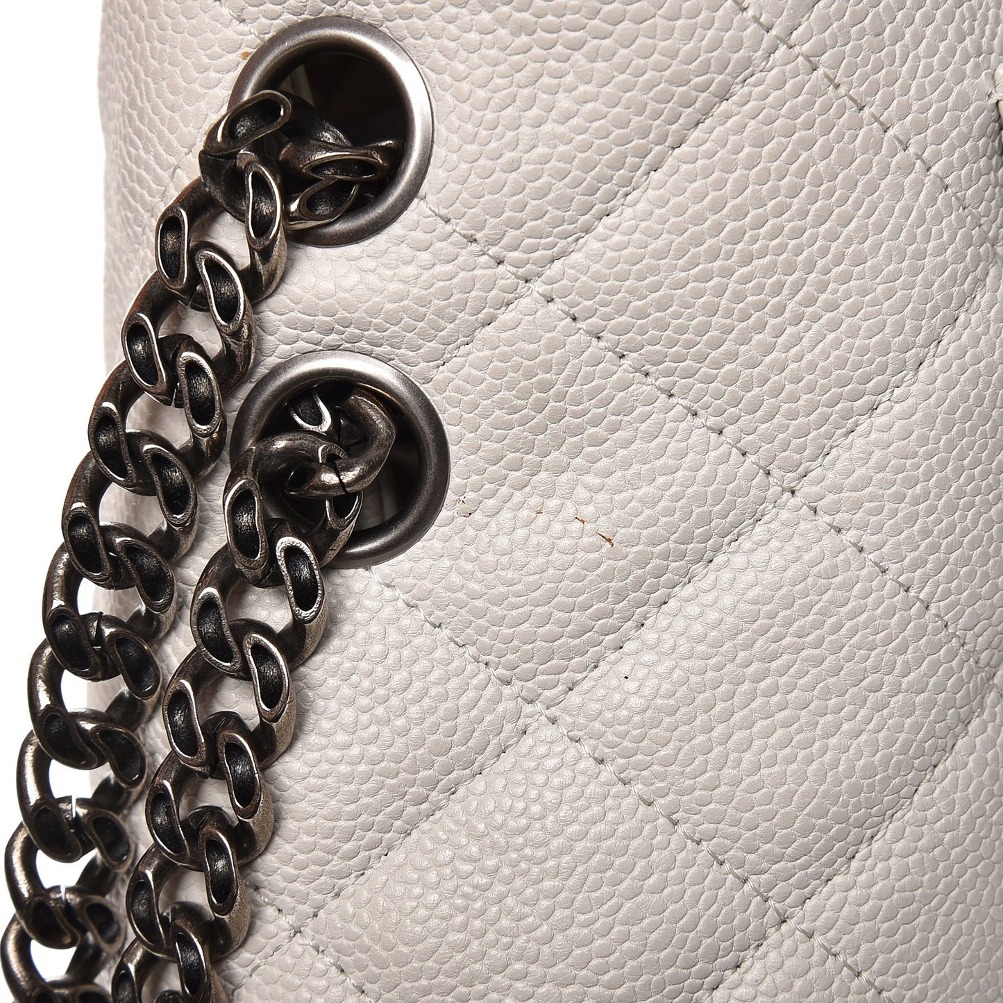 Caviar Quilted 2.55 Reissue 226 Flap White