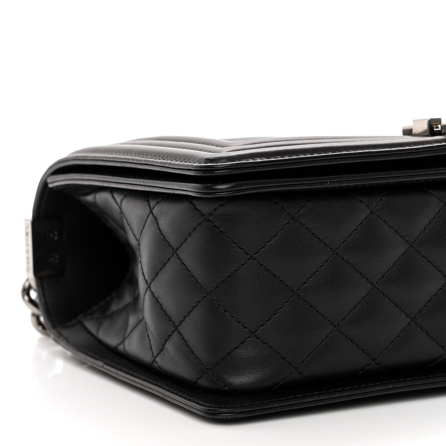 Calfskin Chevron Quilted Medium Boy Flap Black