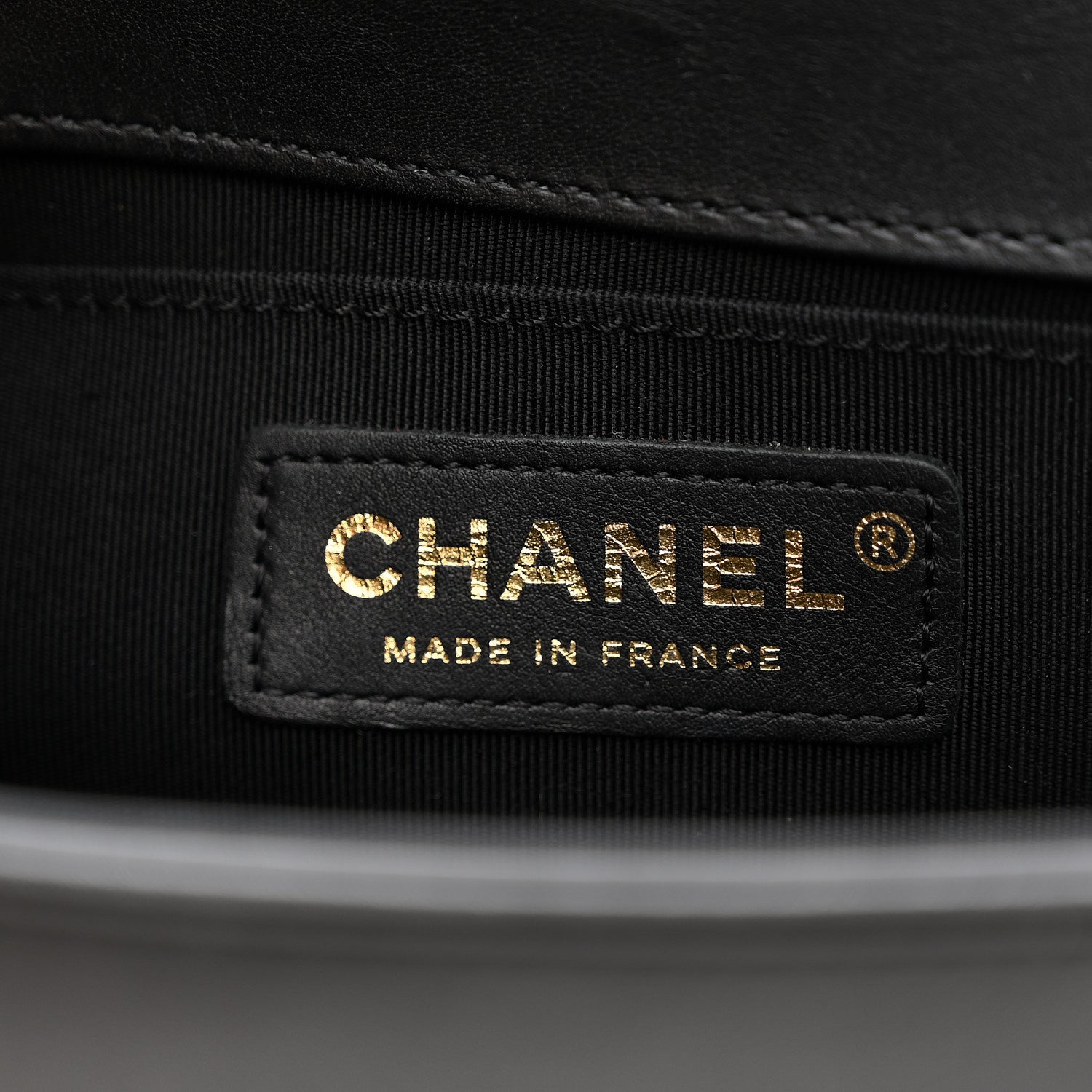 Chanel Metallic Crumpled Goatskin Small Boy Flap Black Gold 6 of 10
