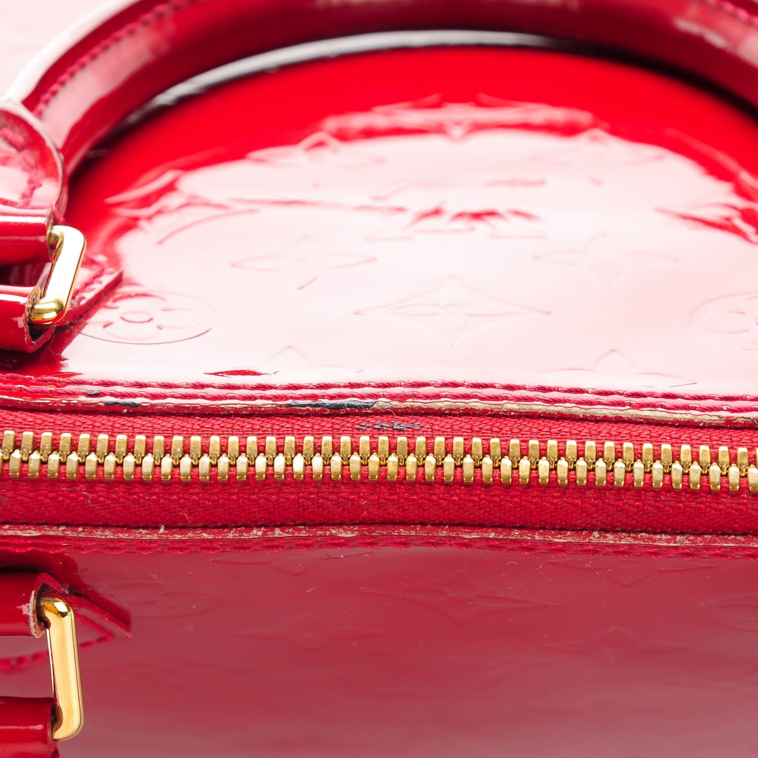 Louis Vuitton Vernis Alma GM Pomme D'Amour 2 of 10