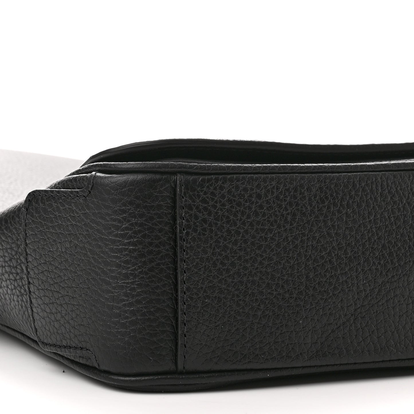 Grainy Calfskin Embossed Bruno Messenger Black