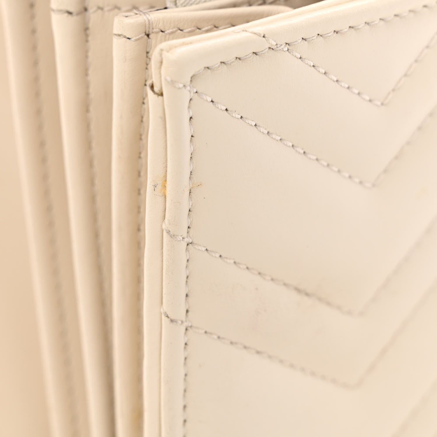 Gucci Calfskin Matelasse GG Marmont Chain Wallet Mystic White 13 of 13