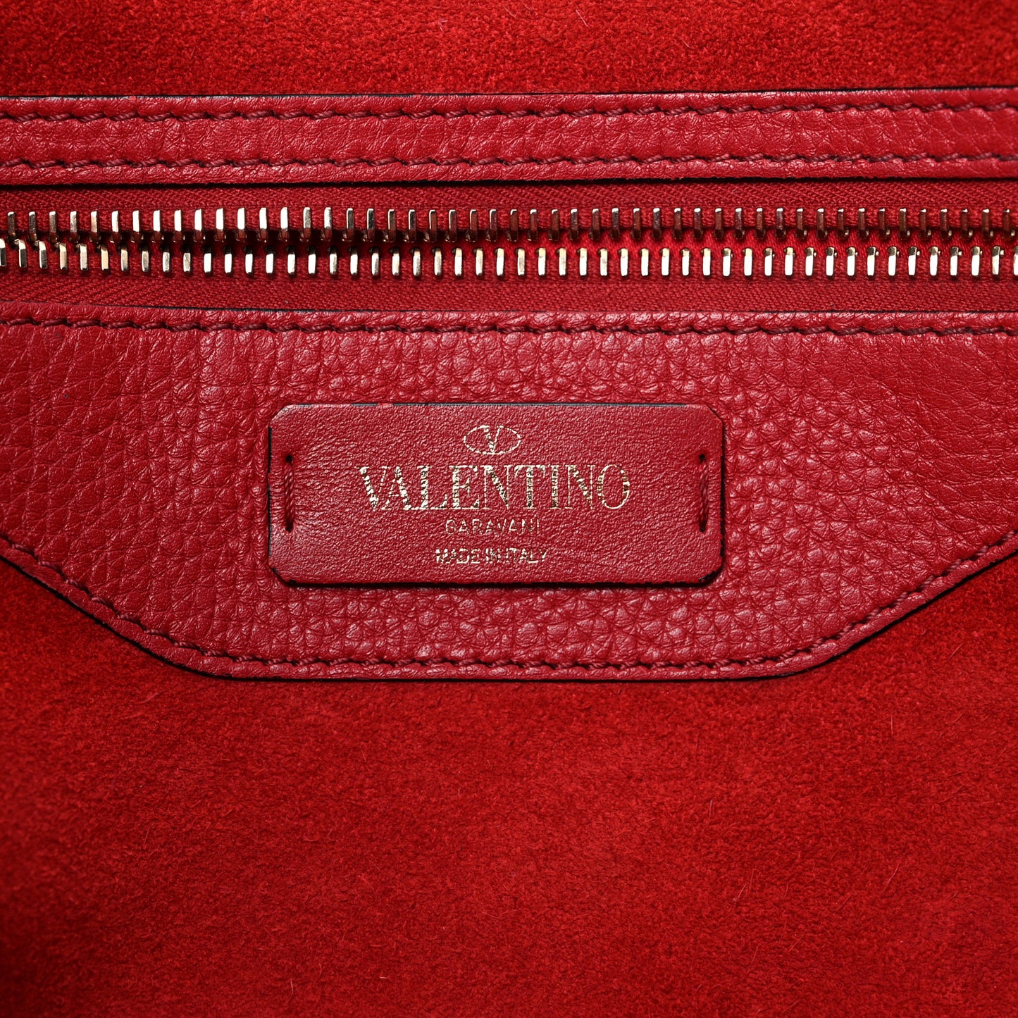 Grained Calfskin Rockstud Shoulder Tote Rosso Valentino