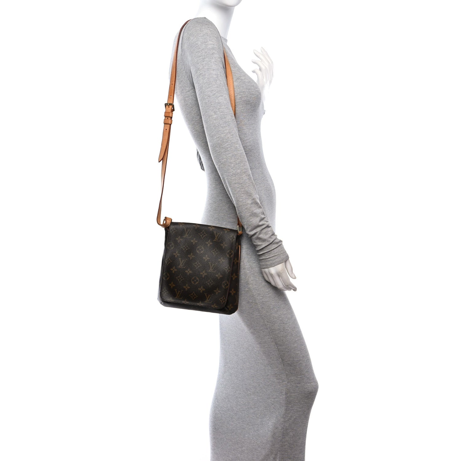 Louis Vuitton Monogram Musette Salsa 3 of 9