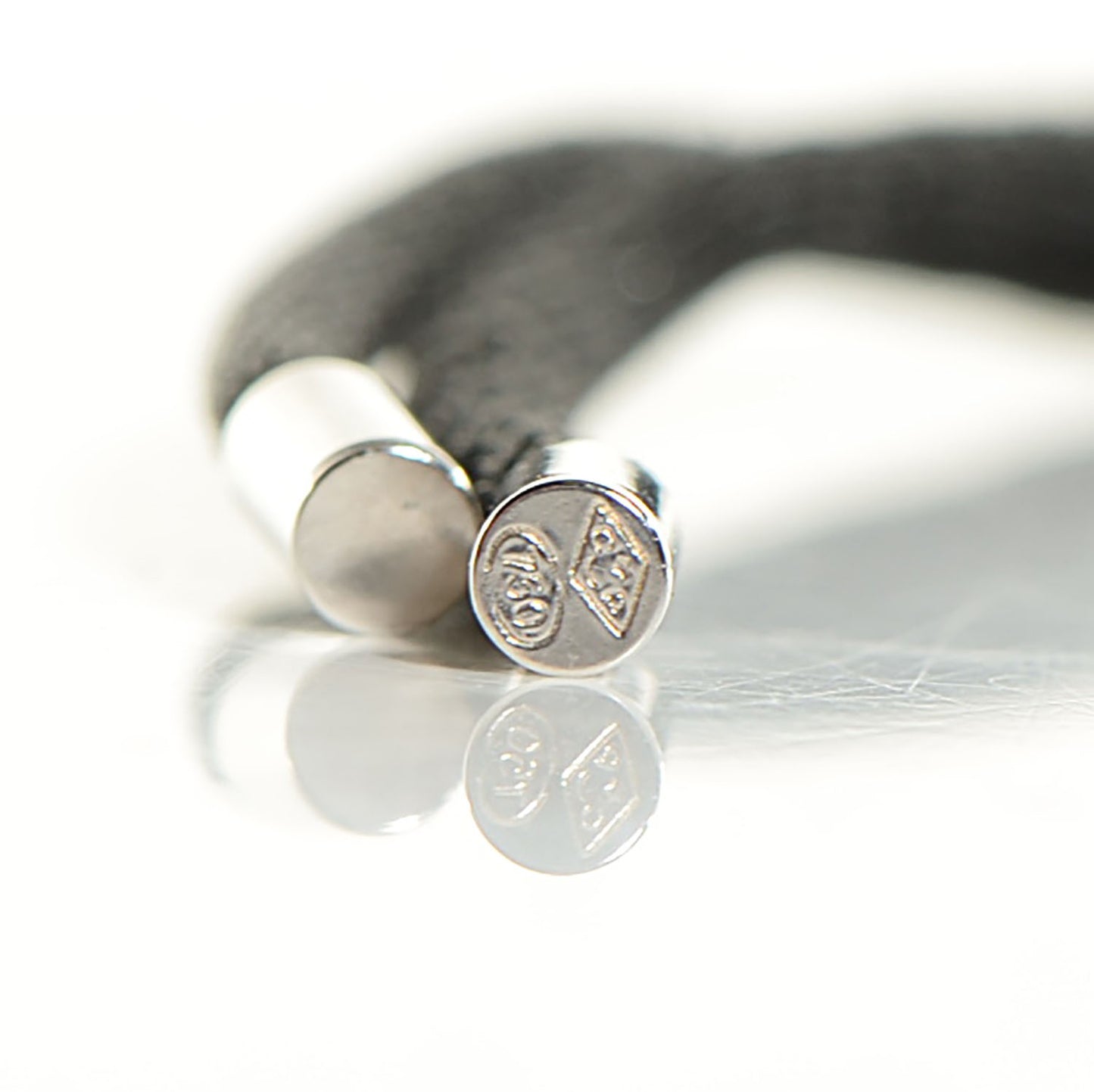 Silk 18K White Gold Cord Necklace Black