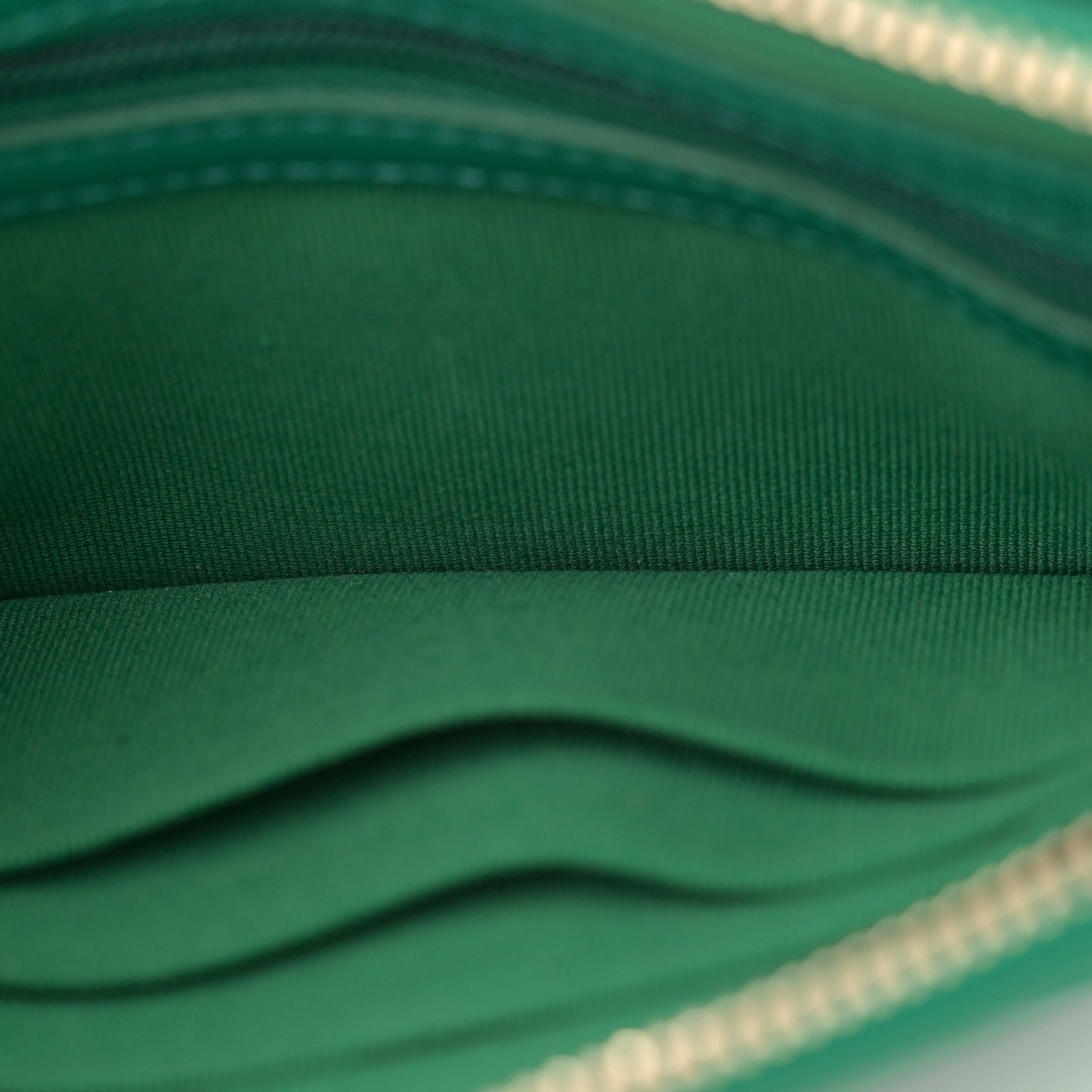 Lambskin Quilted Flap Phone Holder With Chain Green