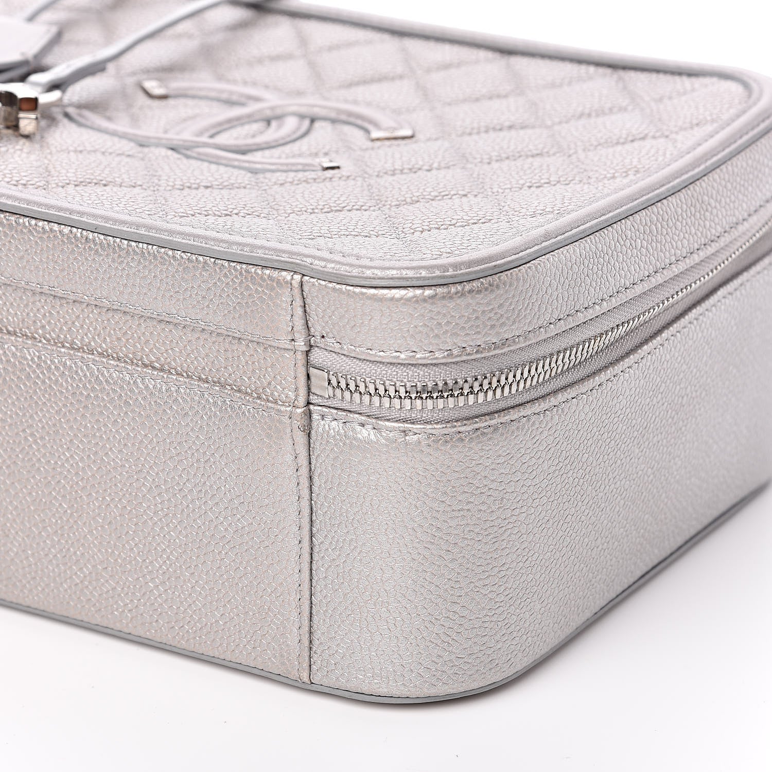 Chanel Metallic Caviar Quilted Large CC Filigree Vanity Case Silver 10 of 12
