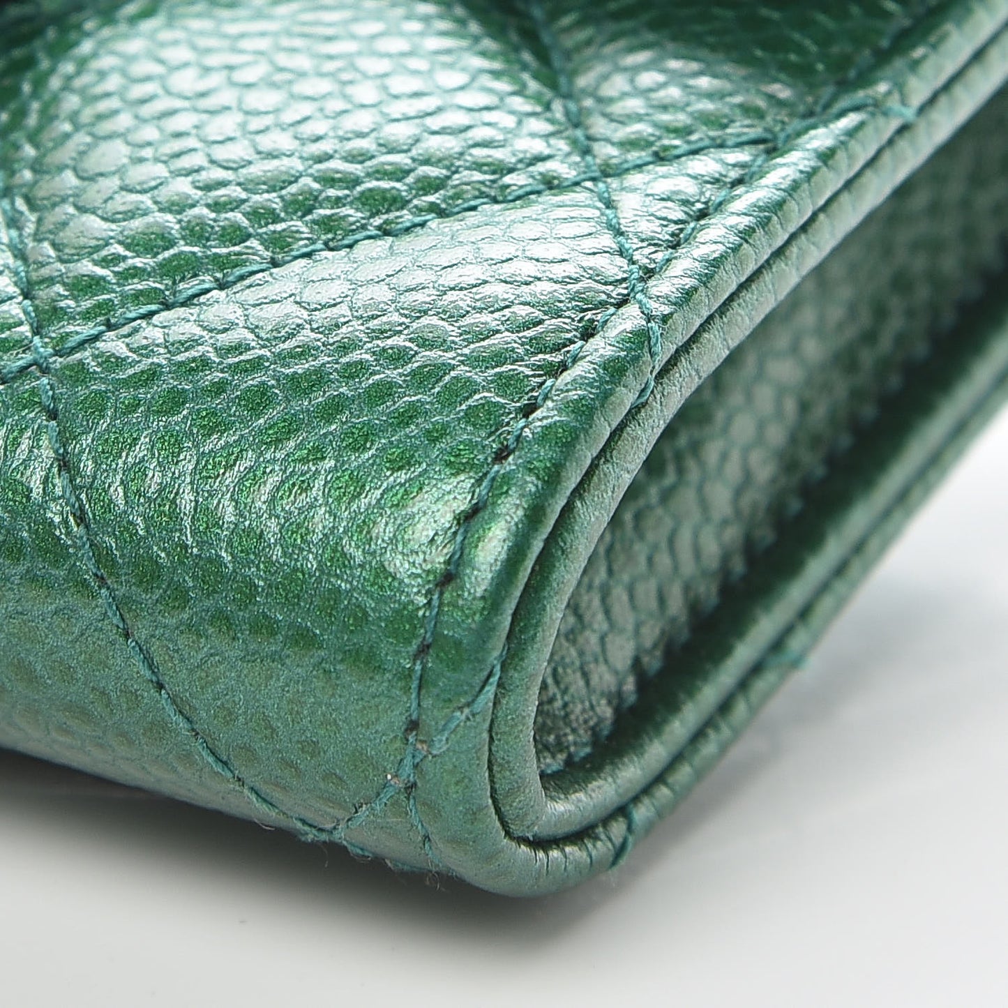 Metallic Caviar Quilted Card Holder Wallet Green