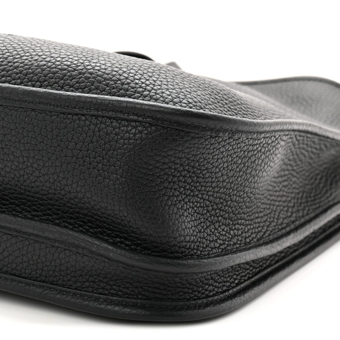 Taurillon Clemence Evelyne III PM Black