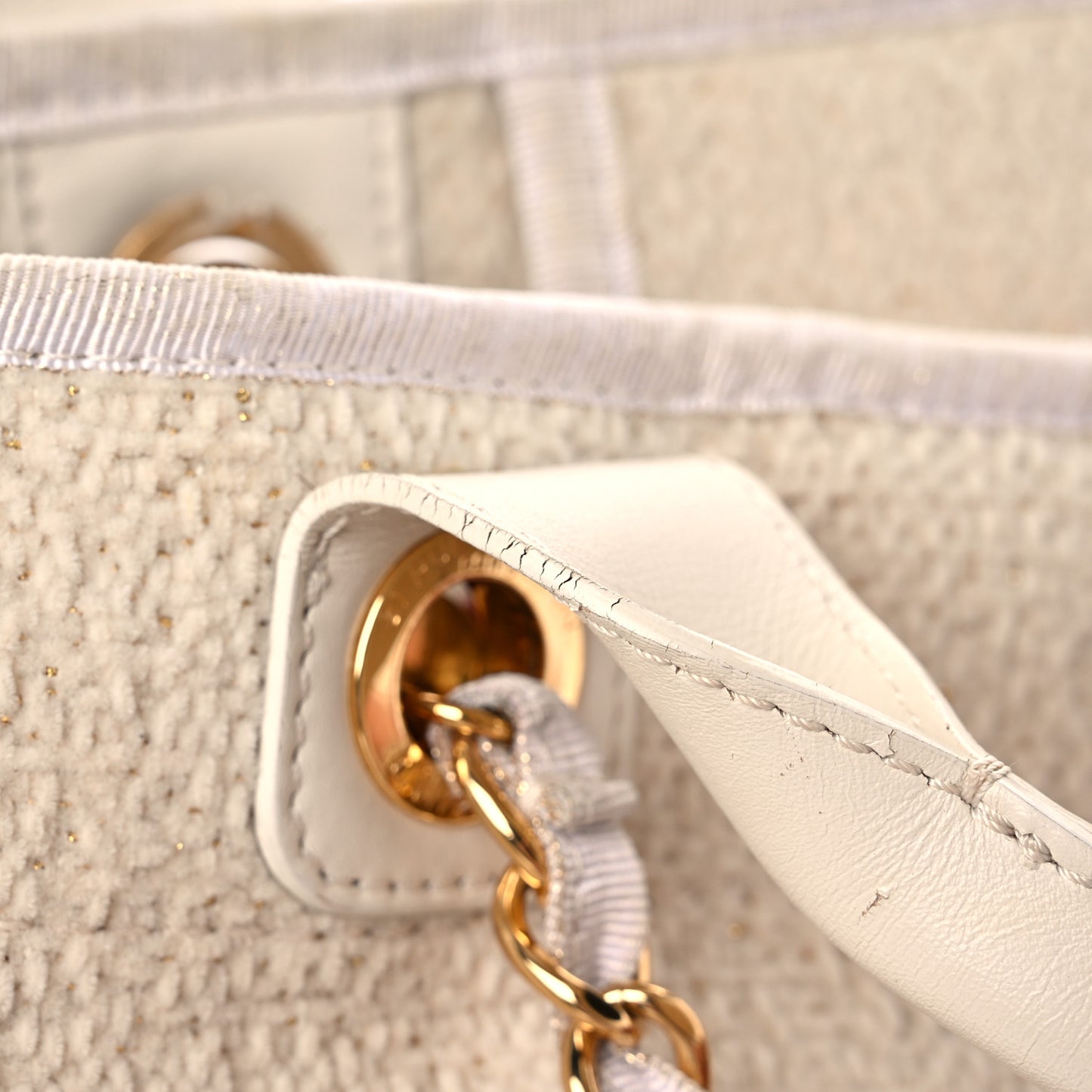 Lurex Boucle Medium Deauville Tote White