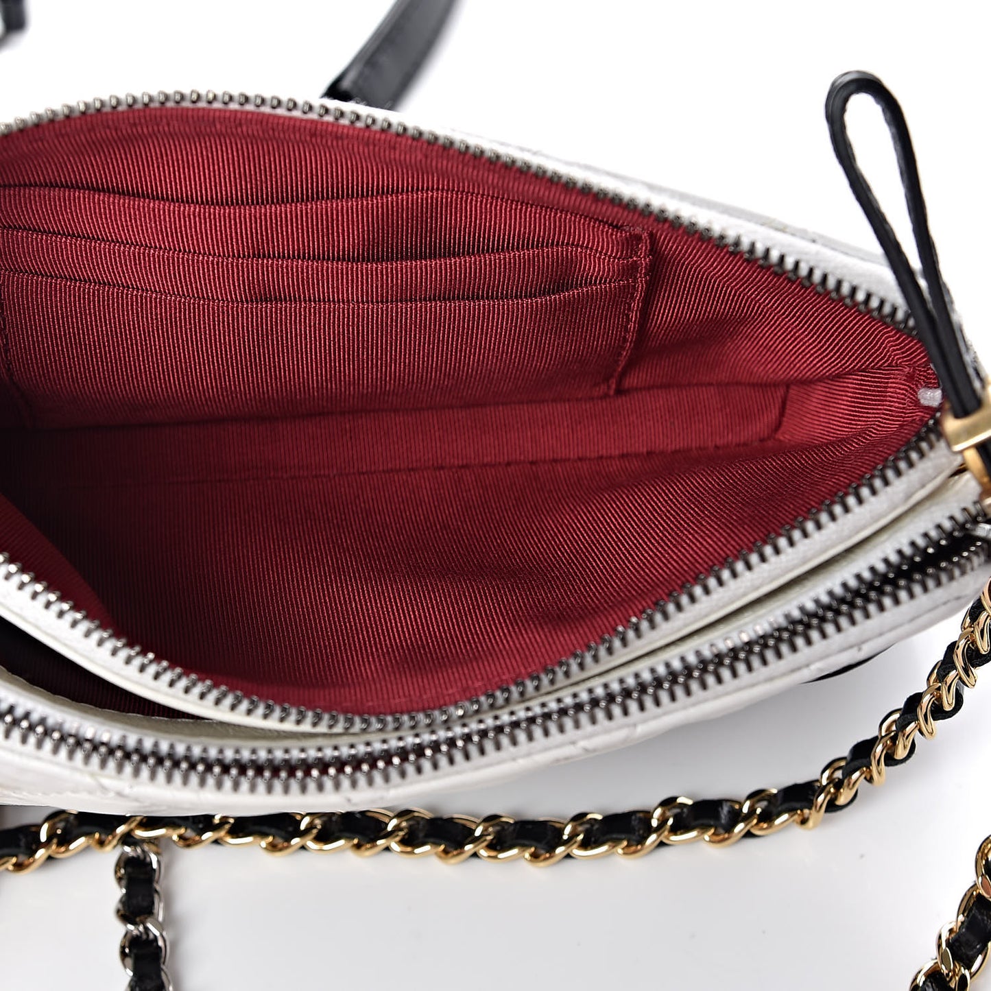 Aged Calfskin Quilted Small Gabrielle Clutch With Chain White Black