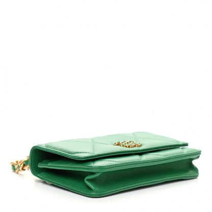 Chanel Shiny Lambskin Quilted Chanel 19 Wallet On Chain WOC Green 4 of 12