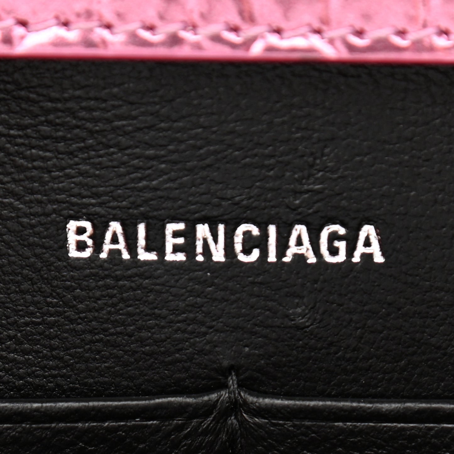 Metallic Shiny Calfskin Crocodile Embossed Hourglass Chain Bag Pink