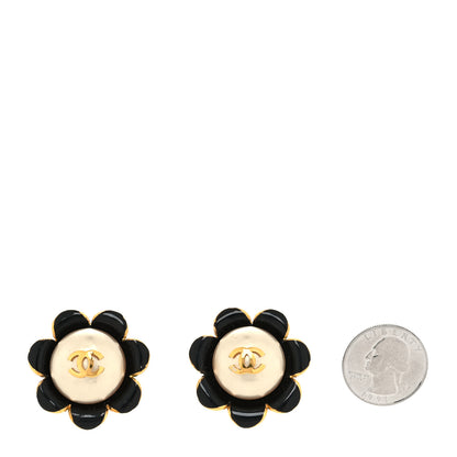 Chanel Enamel Flower CC Earrings Beige Pink 2 of 4