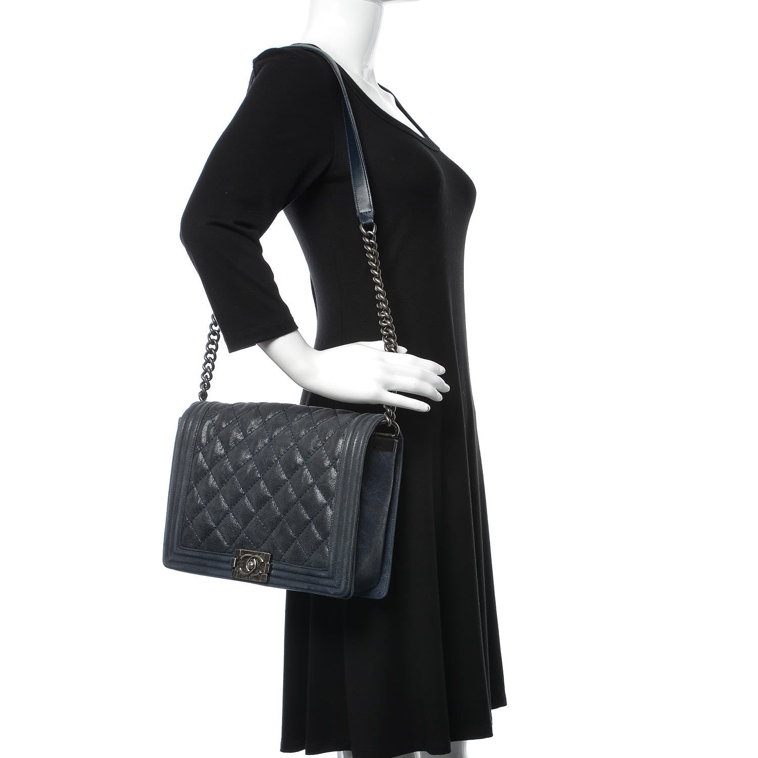 Chanel Goatskin Quilted Medium Gentle Boy Flap Navy Blue 2 of 17