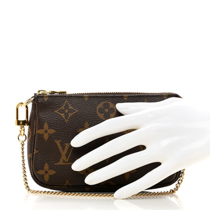 Louis Vuitton Monogram Mini Pochette Accessories 2 of 8