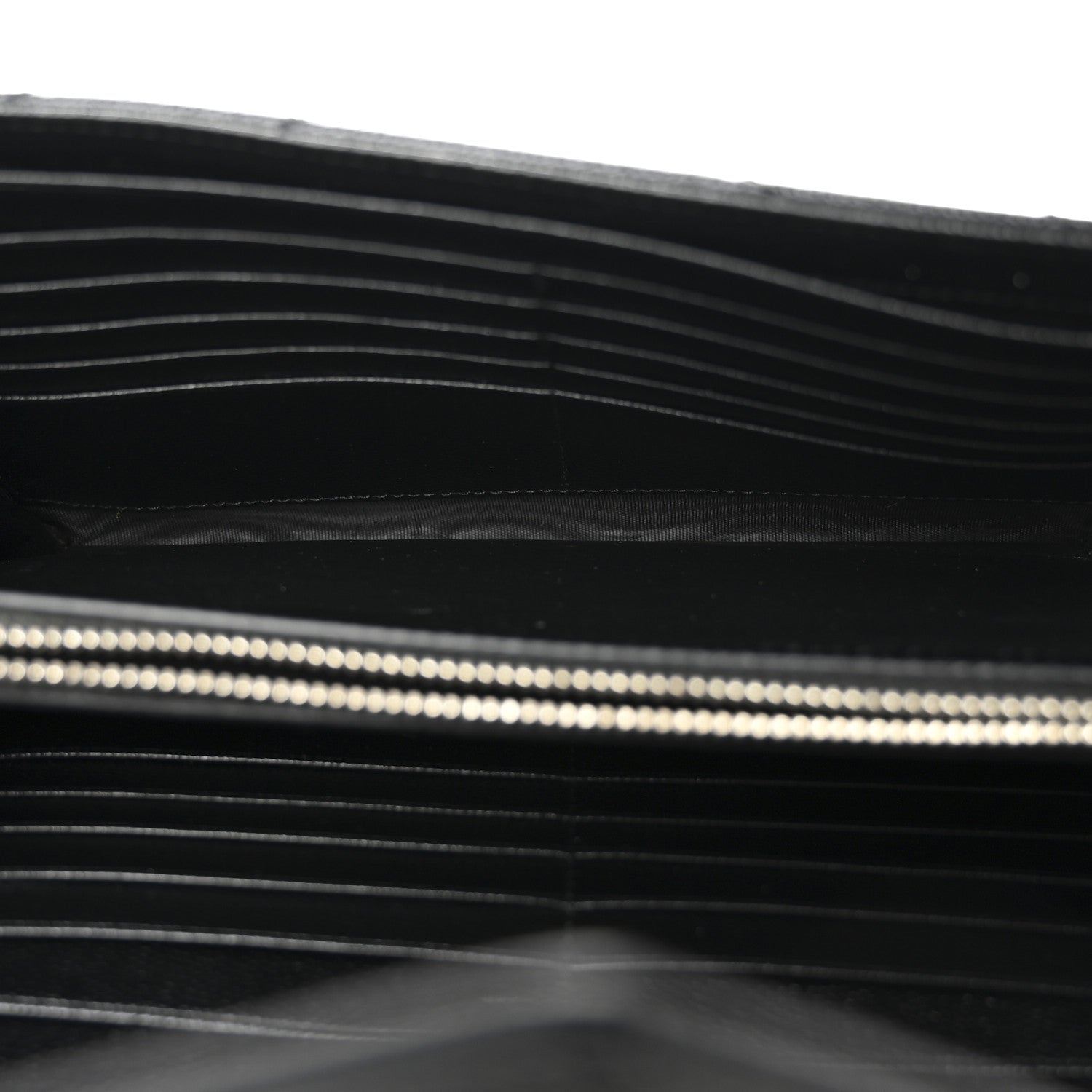 Saint Laurent Grain De Poudre Matelasse Chevron Monogram Chain Wallet Black 5 of 9