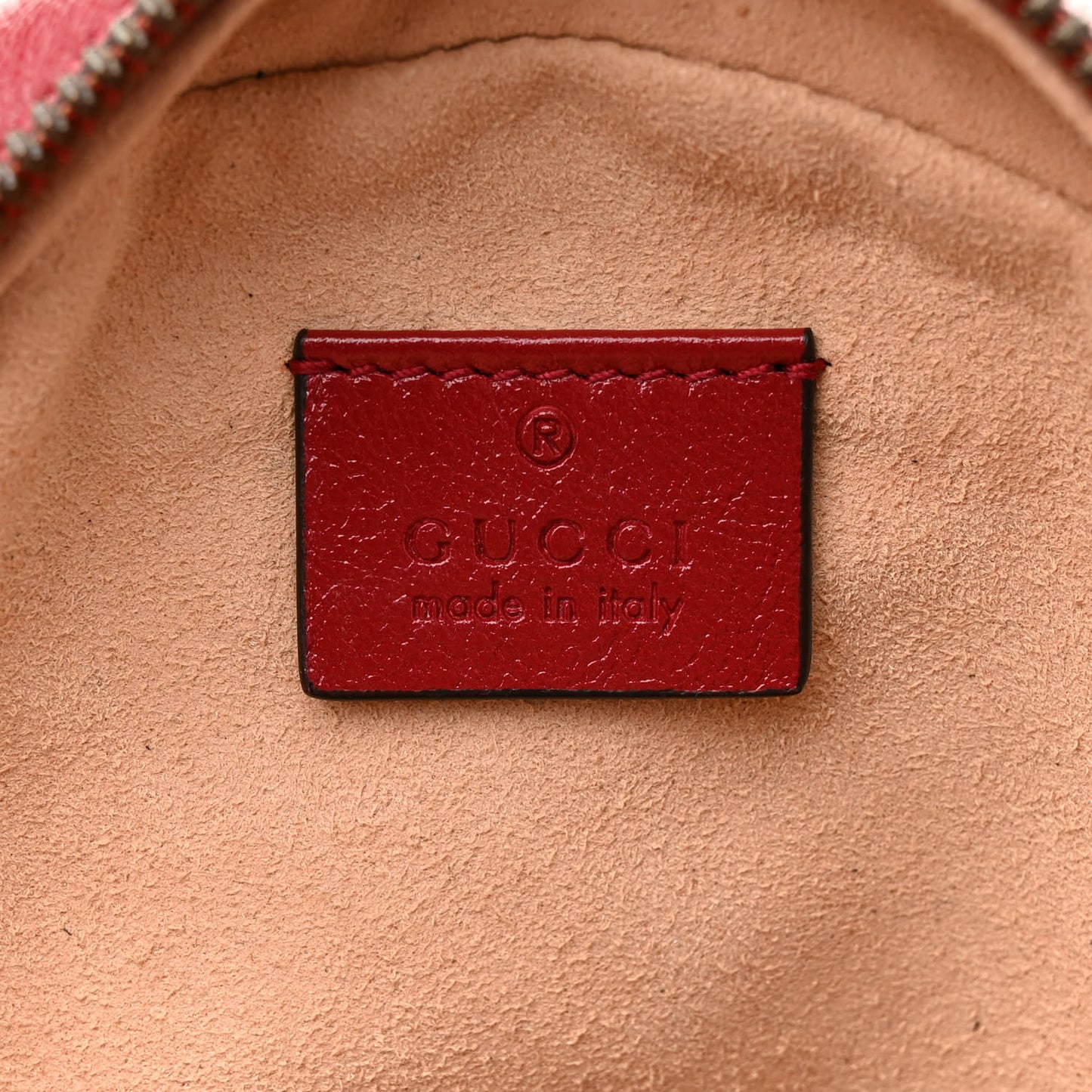Glazed Calfskin Matelasse Heart Mini GG Marmont Round Shoulder Bag Romantic Cerise