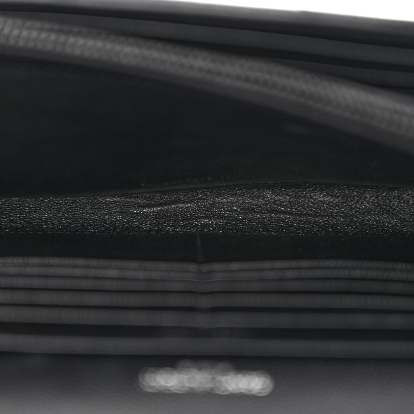 Grain De Poudre Matelasse Chevron Monogram Monochrome Chain Wallet Black