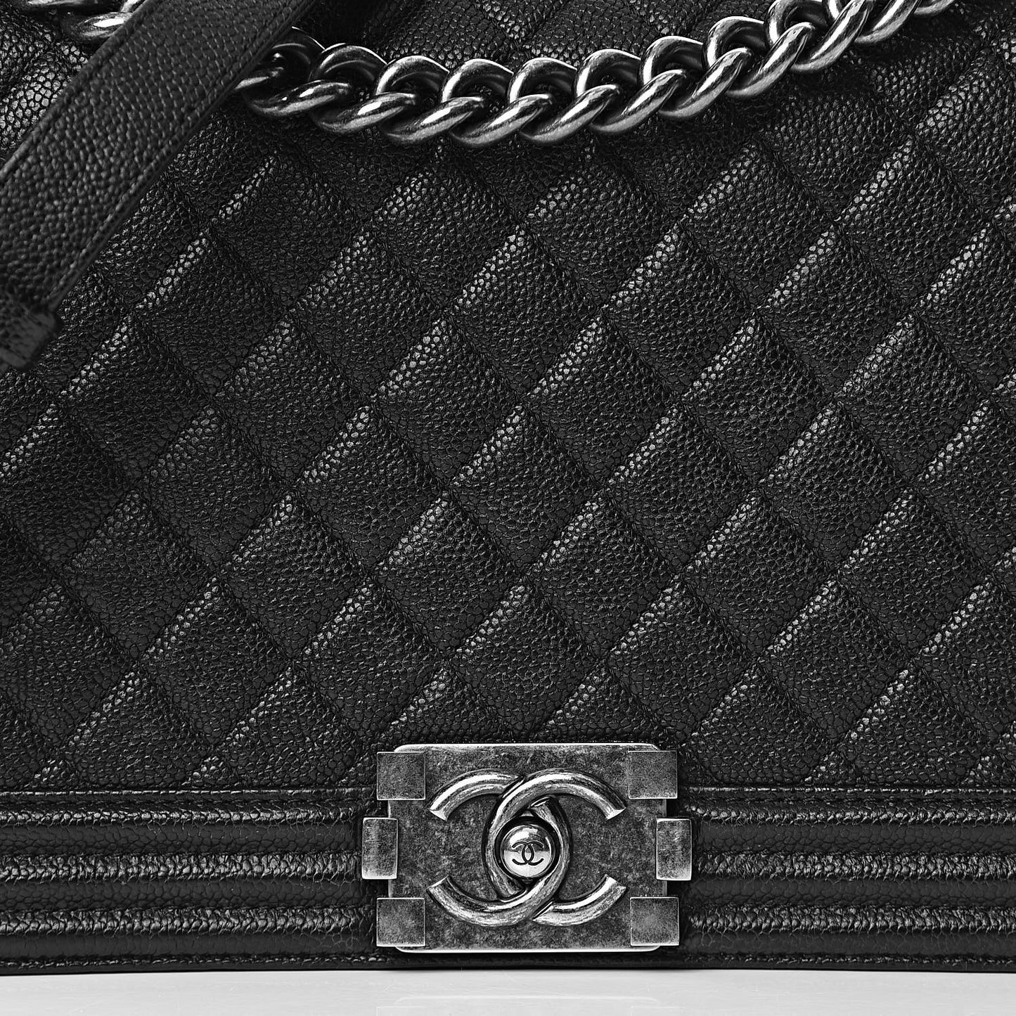Caviar Quilted New Medium Boy Flap Black