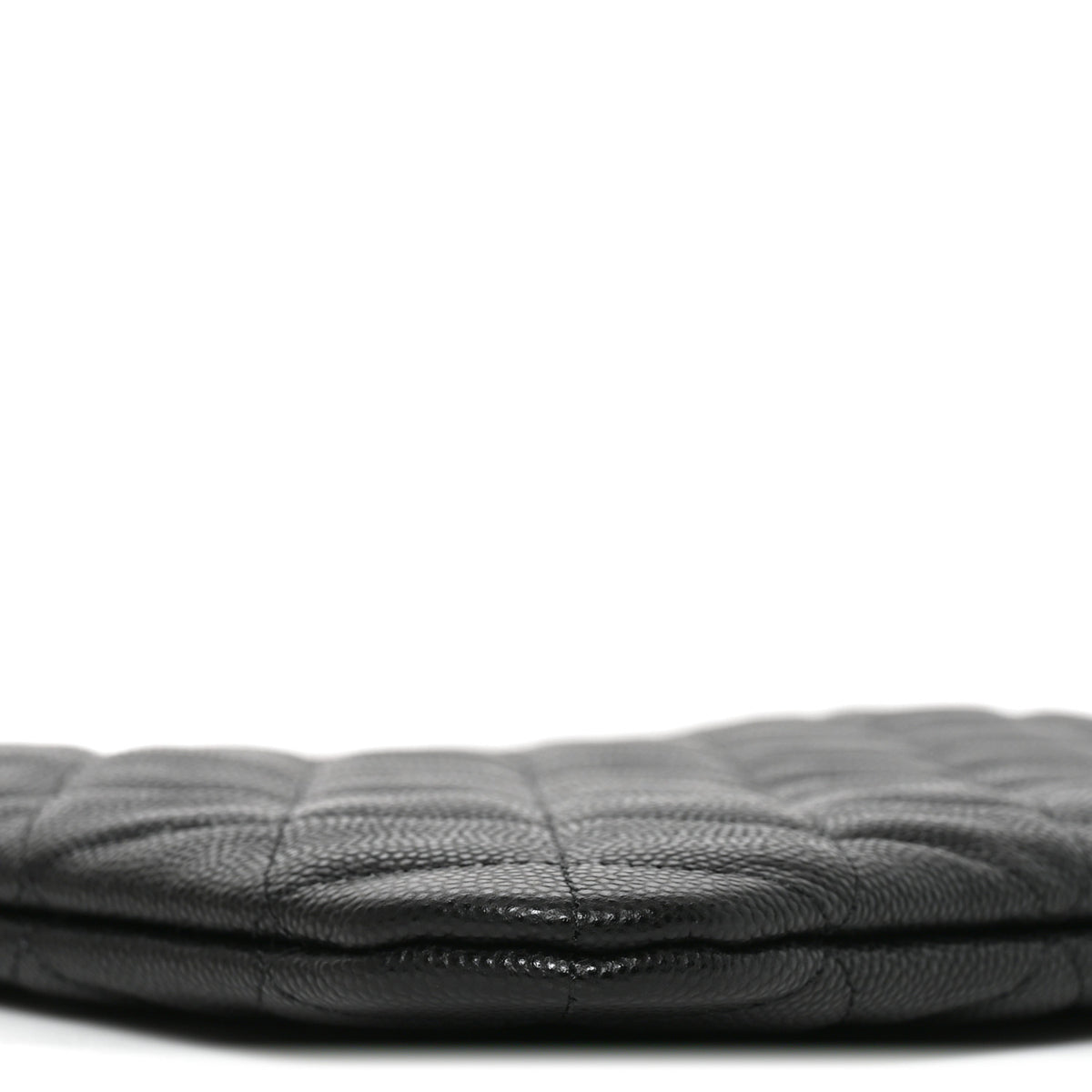 Caviar Quilted Medium Cosmetic Case Black