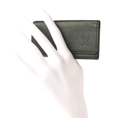Louis Vuitton Taiga 4 Key Multicles Holder Epicea 2 of 6