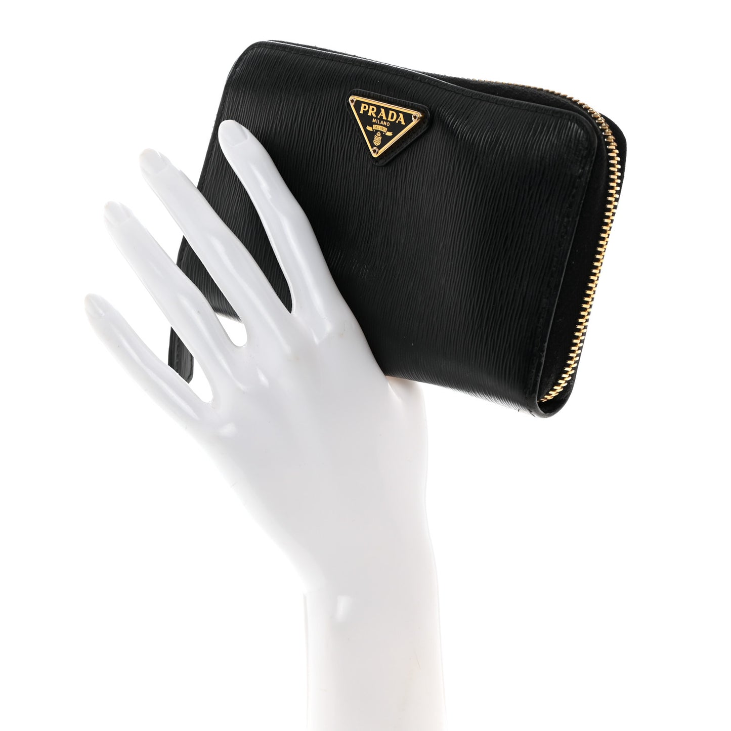 Vitello Move Triangle Compact Zip Wallet Black