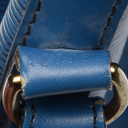 Louis Vuitton Epi Noe Toledo 7 of 17