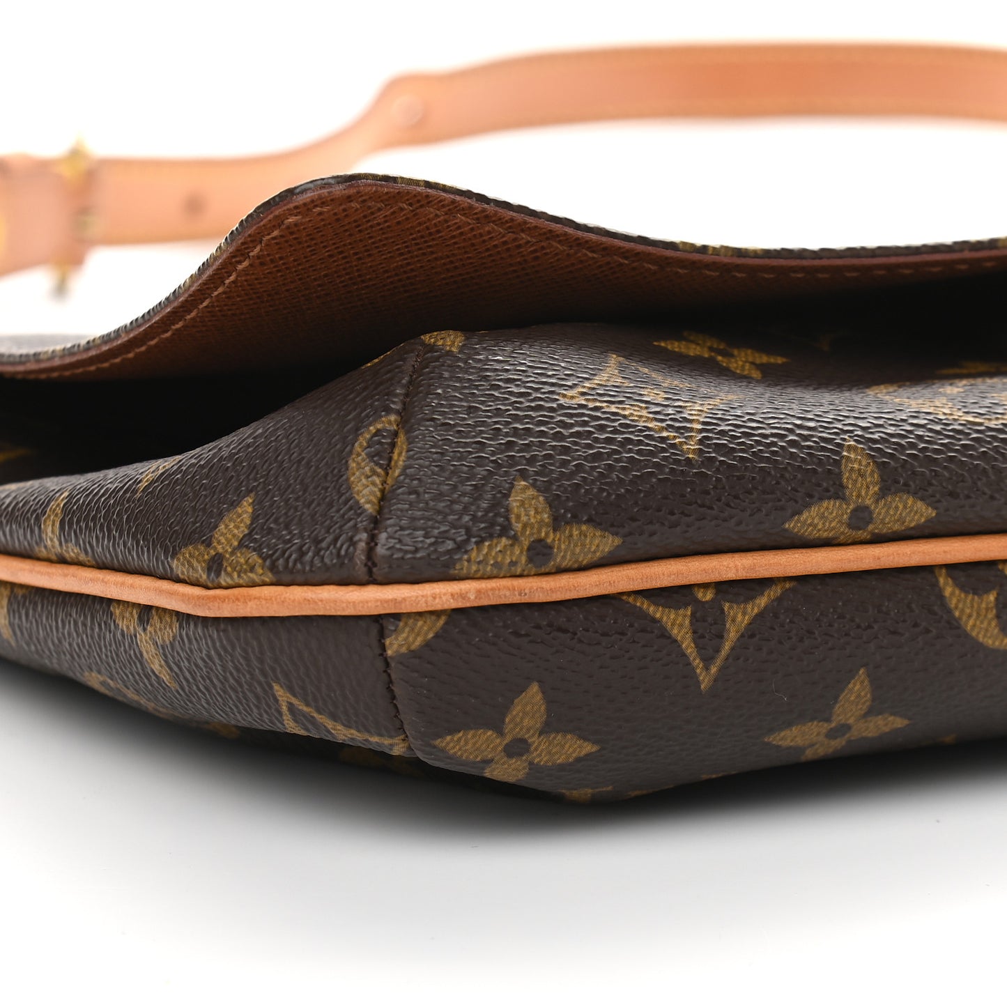 Monogram Musette Tango