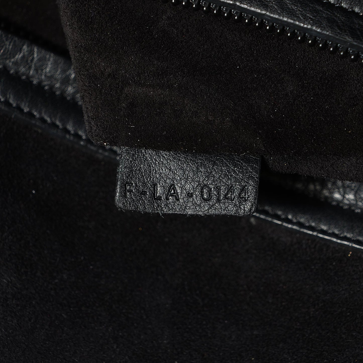 Supple Calfskin Medium Phantom Luggage Black