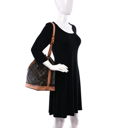 Louis Vuitton Monogram Noe 2 of 11
