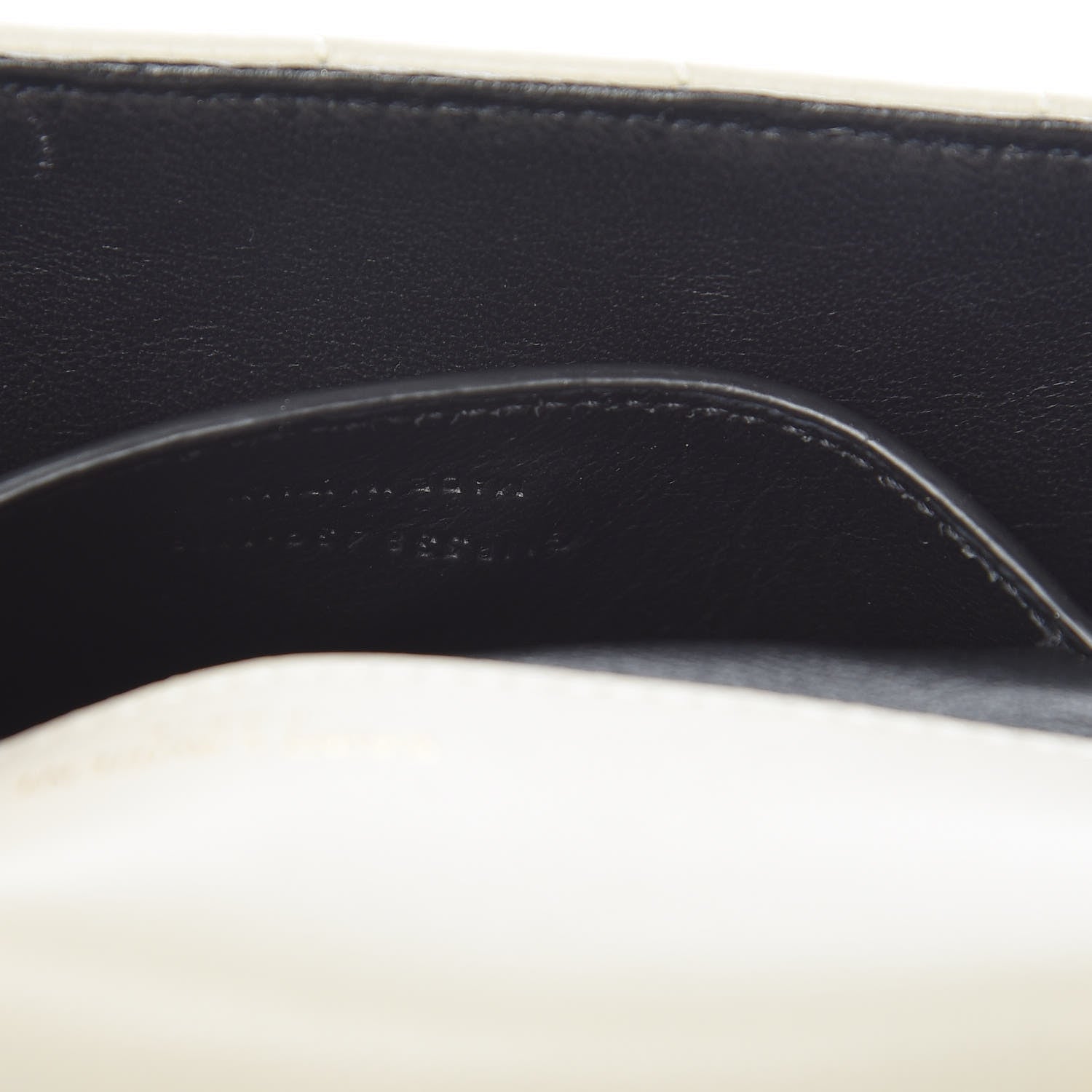 Saint Laurent SAINT LAUREN Lambskin Matelasse Small Vicky Chain Bag White 7 of 11