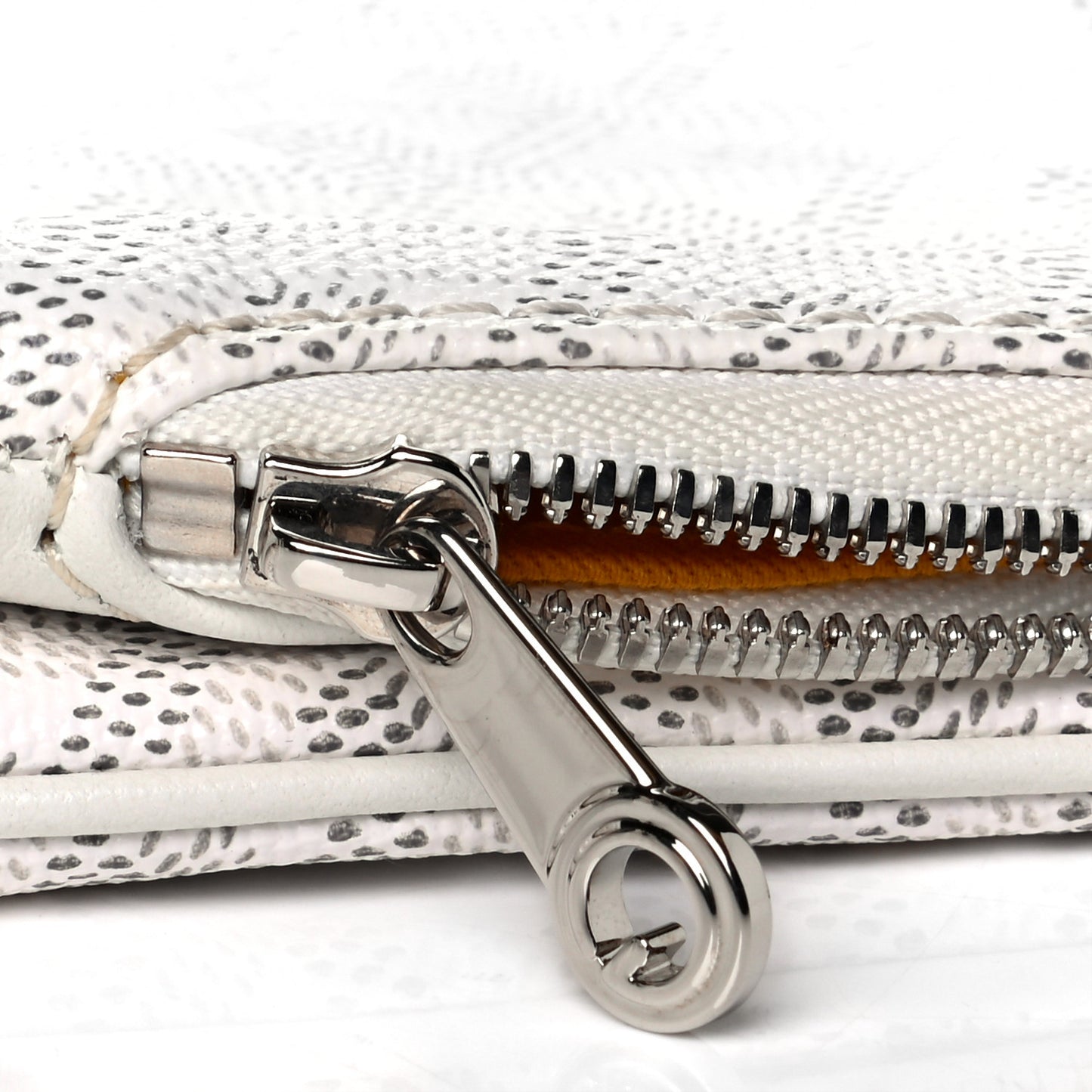 Goyardine Sainte Marie Soft Clutch White