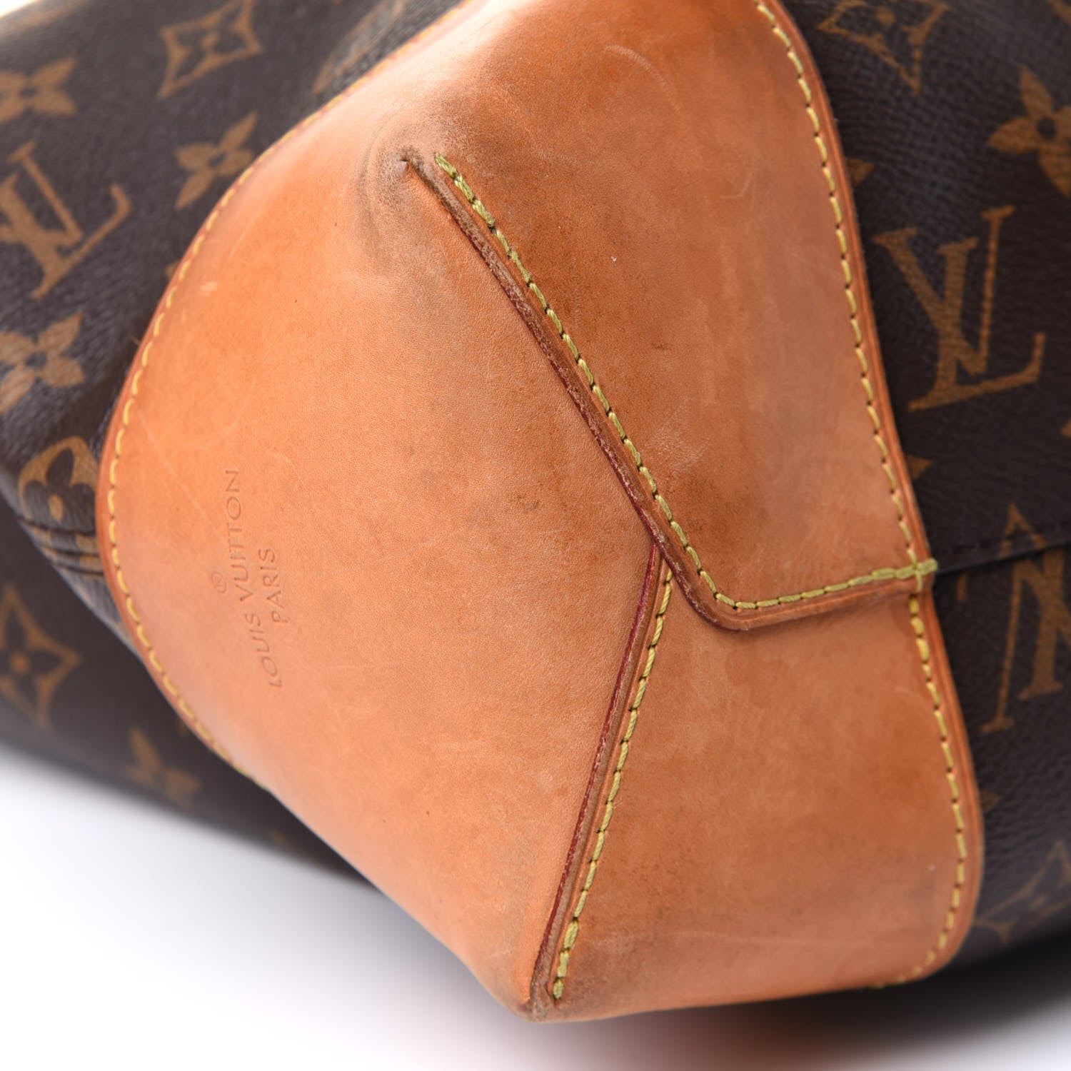 Louis Vuitton Monogram Berri MM 9 of 12