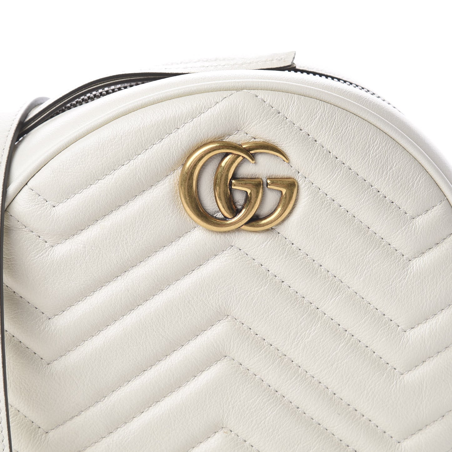 Calfskin Matelasse Mini GG Marmont Round Shoulder Bag White