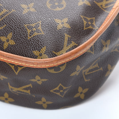 Louis Vuitton Monogram Menilmontant PM 10 of 21
