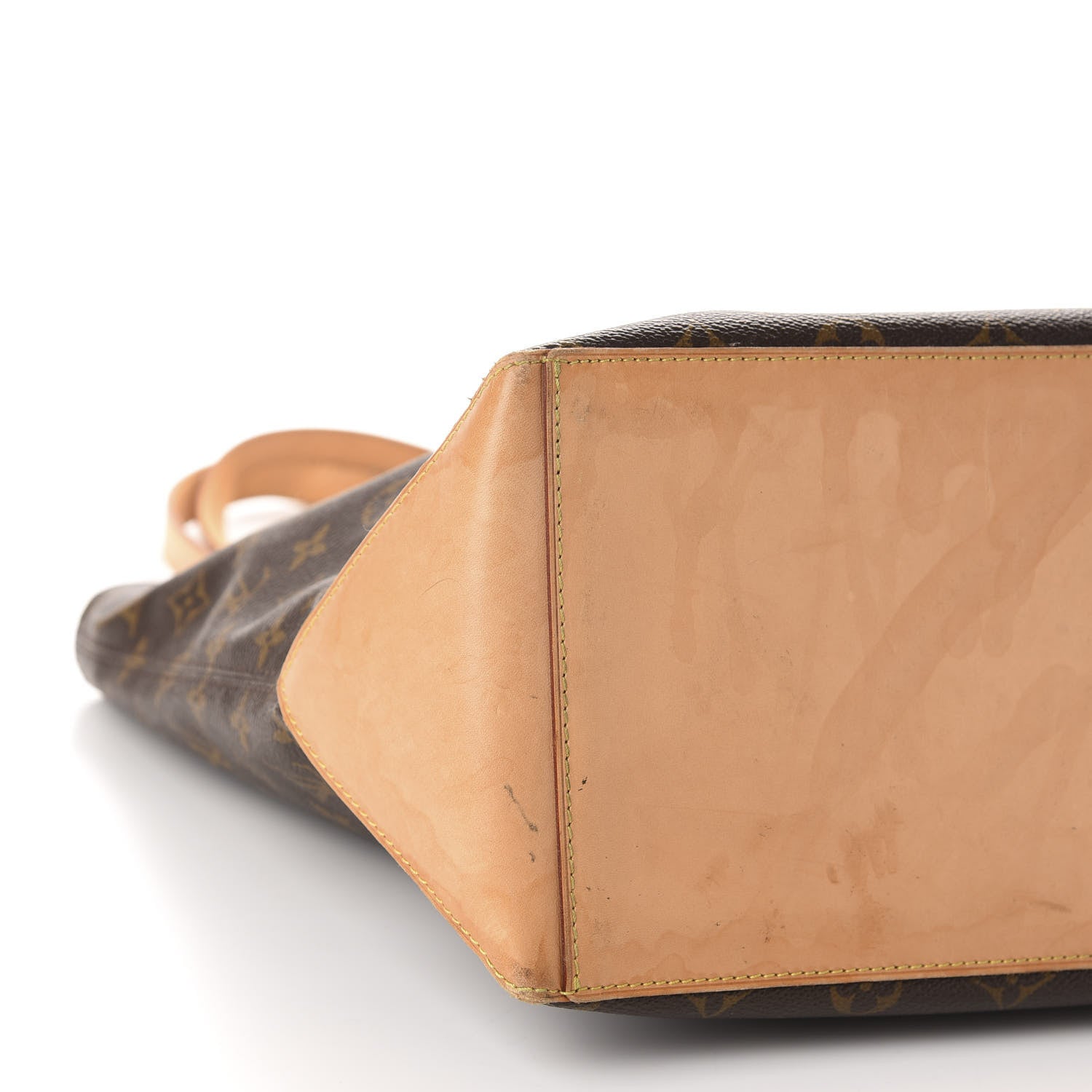 Louis Vuitton Monogram Cabas Mezzo 6 of 12