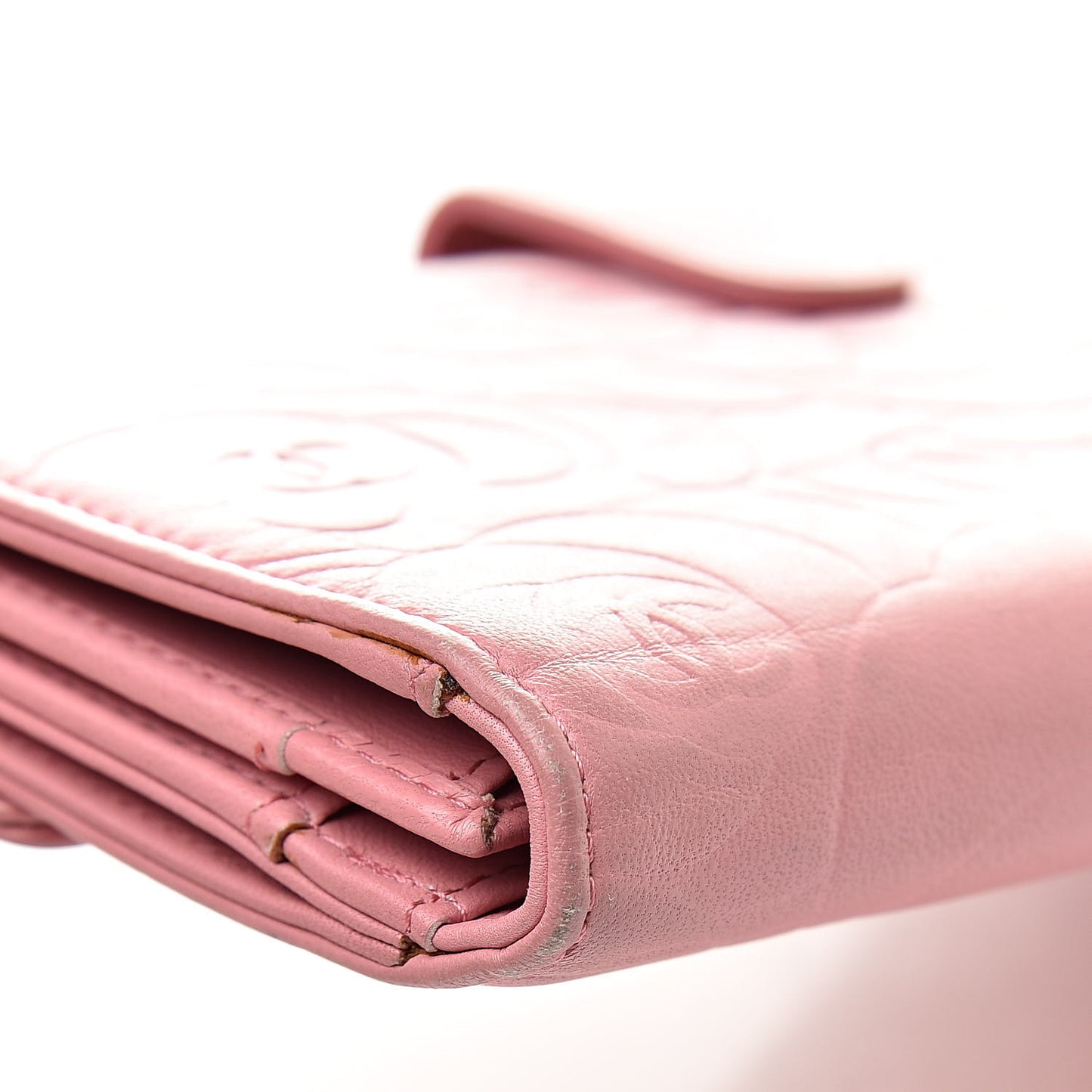 Lambskin Camellia Embossed Long Double Wallet Pink