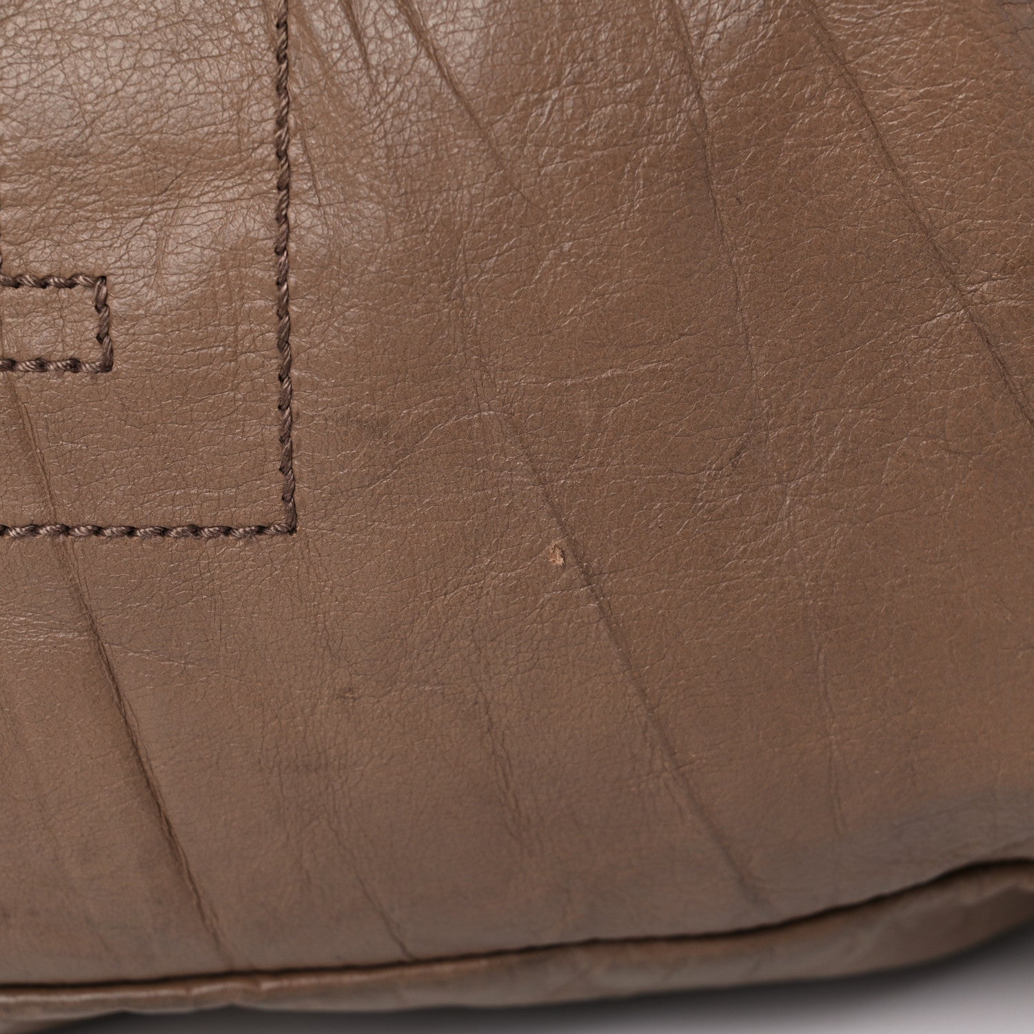 Saint Laurent Calfskin Y Tote Beige 16 of 23