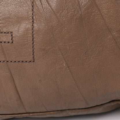 Saint Laurent Calfskin Y Tote Beige 16 of 23