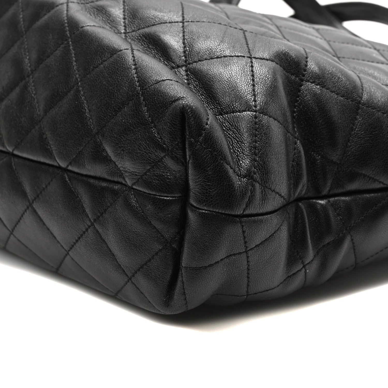 Saint Laurent Lambskin Quilted Maxi Icare Shopping Tote Black 10 of 10