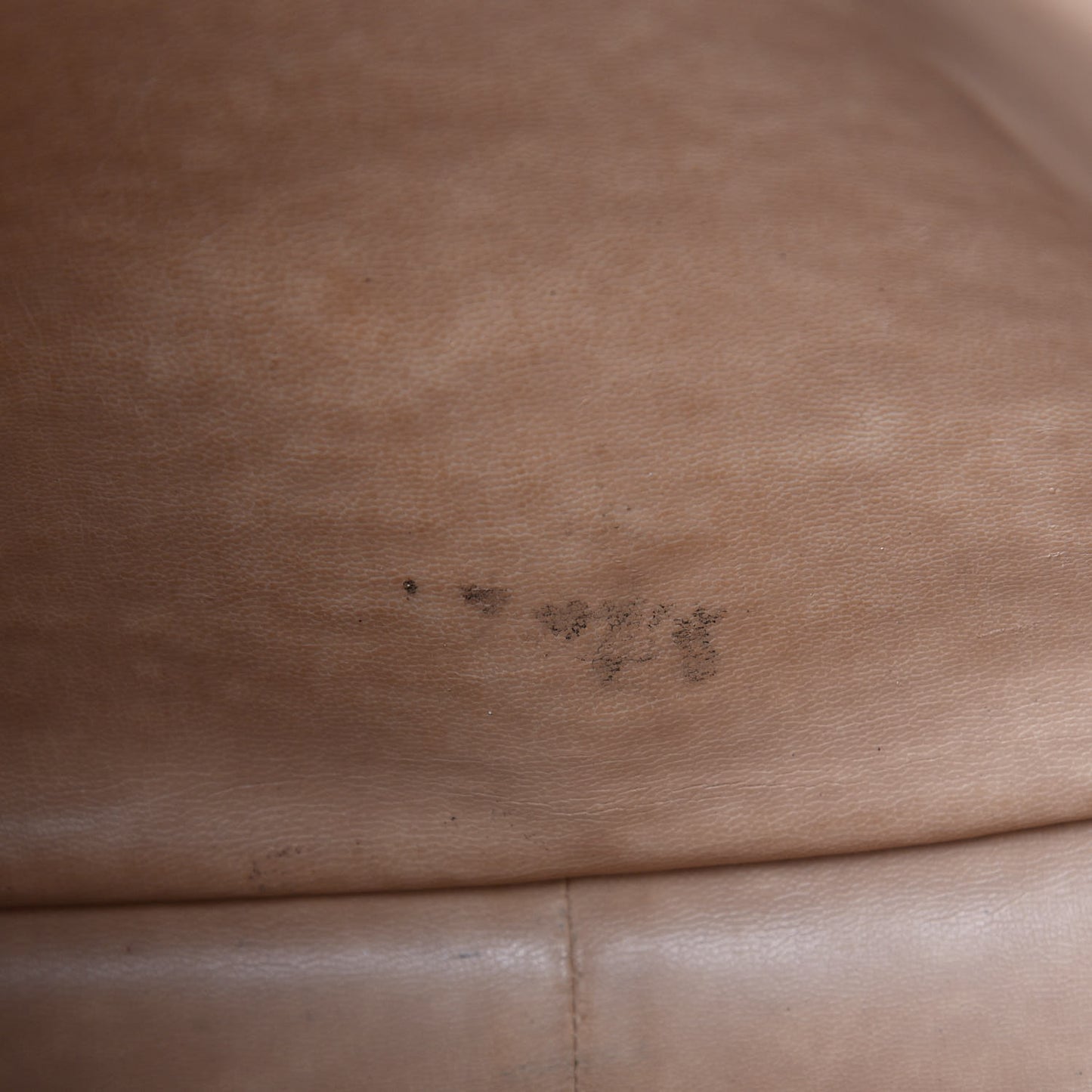 Caviar CC Shoulder Bag Beige