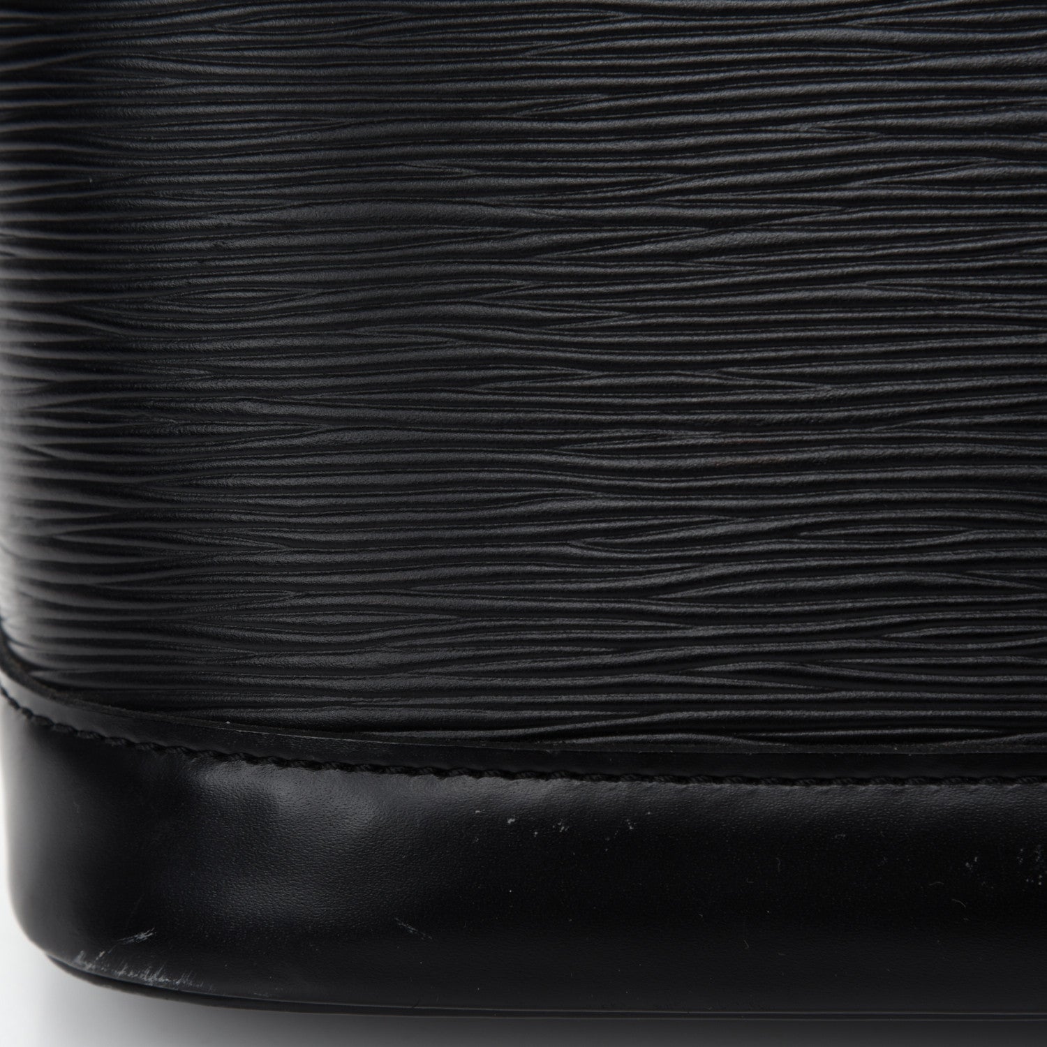 Louis Vuitton Epi Alma PM Black 13 of 18