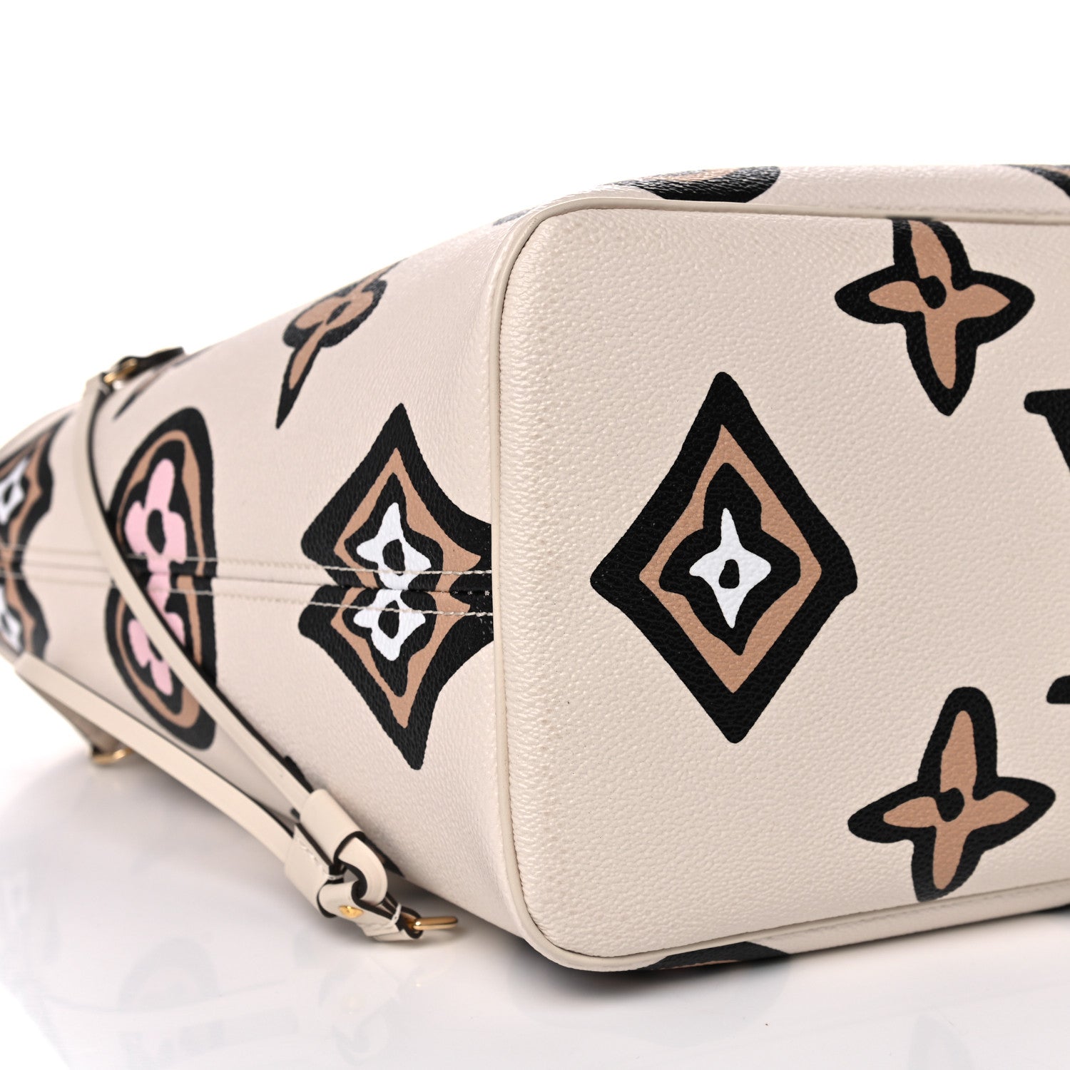 Louis Vuitton Monogram Giant Wild At Heart Neverfull MM Creme 9 of 11